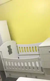 تخت نوزاد و نوجوان و کمد