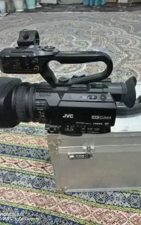 دوربین فیلمبرداری JVC  4 k  خیلی خیلی کم کار