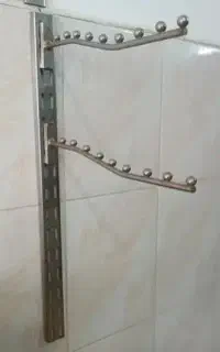 مقداری رگال دیواری لباس