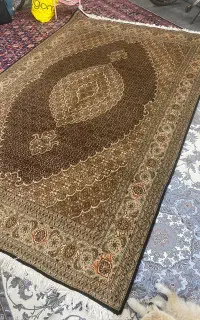 یک جفت ۶ متری دستباف تبریز کارکرده ماهی ۴۰ رج