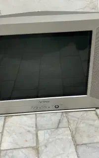 تلویزیون سامسونگ کاملا سالم و بدون مشکل