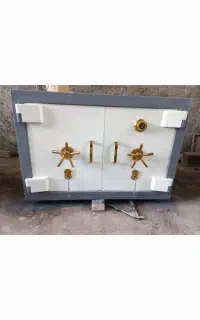 گاوصندوق نسوز سوپرصنعت hadi