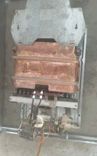 تعمیر و نصب تخصصی انواع آبگرمکن وبخاری