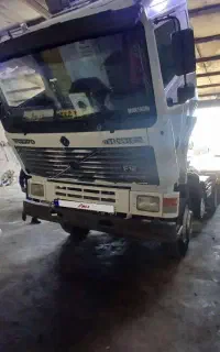 ولوو اف ۱۲