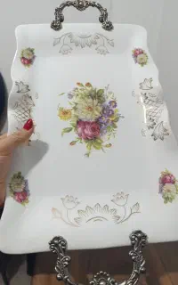 شیرینی خوری و اجیلی خوری برند وایت رز اصل