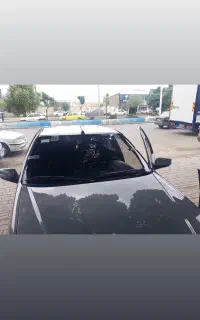 شیشه خم اتومبیل حاجلاری