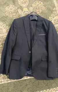 کت شلوار در حد نو سرمه ایی رنگ