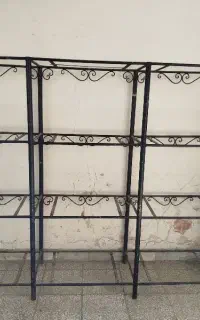 قفسه ویترینی