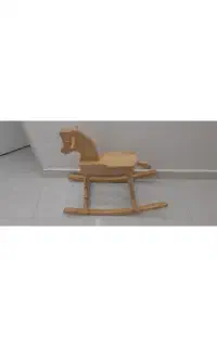 اسب راکر چوبی کودک