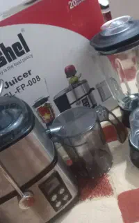 آبمیوه گیر مدل بیشل