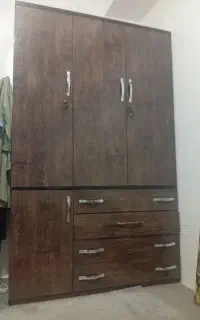 کمد و جالباسی و‌دراور