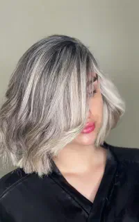 خدمات تخصصی رنگ و لایت