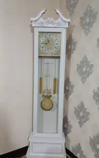 ساعت ایستاده سفید نو نو