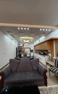 مغازه و خانه به رهن و اجاره داده میشود