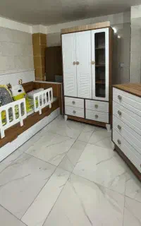 تخت و کمد نوزاد/مونتــاژ با دقتــ و ظـرافتــ بالا
