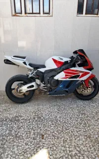 CBR 1000
