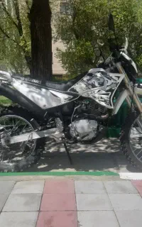 تریل روان پیشرو۲۰۰