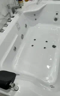 وان و جکوزی