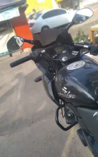 موتور پالس۲۲۰