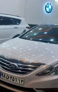 کارمند خانم
