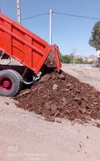 حمل کود حیوانی گاوی و گوسفندی با بنز تک و خاور ...