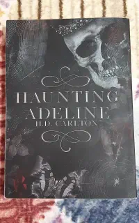 هانتینگ ادلاین haunting Adeline ترجمه