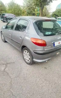 پژو ۲۰۶