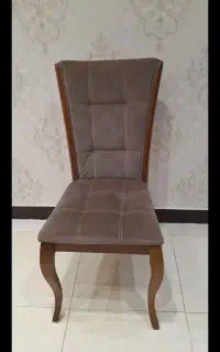 ده عدد صندلی