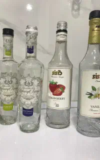 بطری شیشه ای