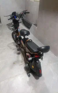 موتور سیکلت برقی