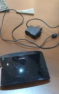 سوییچ شبکه ۸ پورت دی لینک