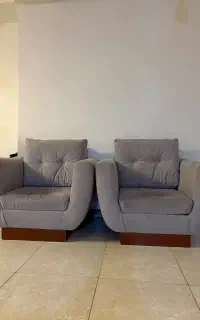 دو عدد مبل تک نفره