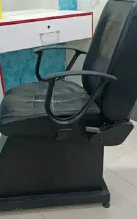 صندلی ارایشگاه