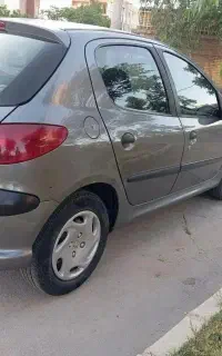 پژو ۲۰۶ تیپ۲ فرانسوی بدون رنگ