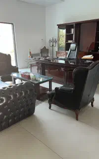 نیروی خدمات در املاک بزرگ ۴۱۴۰