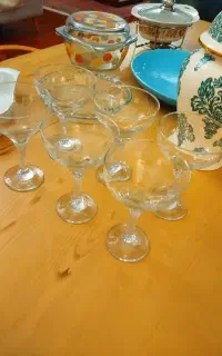 ظروف سرو  و پذیرایی