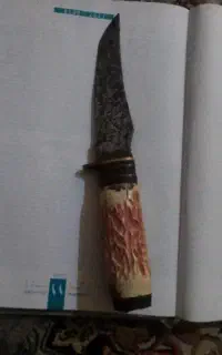 خنجرقدیمی دسته استخوان