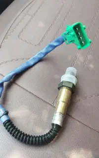 سنسور اکسیژن 206 تیپ دو آکبند
