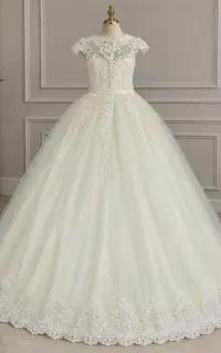 پیراهن مناسب عقد وعروسی