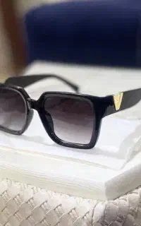 عینک پرادا