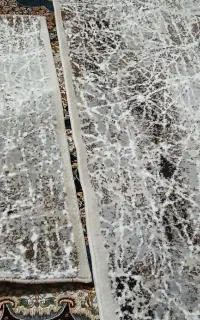 کناره فرش طرح سنگی در حد نو