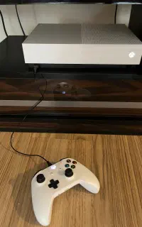 X box One s