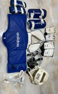 لوازم  و لباس تکواندو