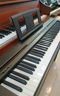 پیانو دیجیتال یاماها p45B