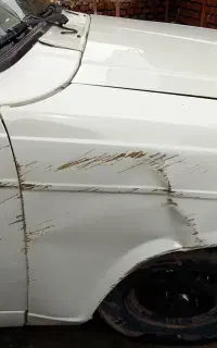 پیکان مدل 81