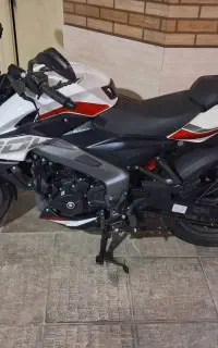 موتورسیکلت NS200 مدل 1405