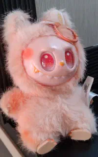 عروسک لبوبو