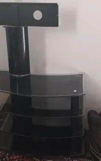 زیر تلویزیون نونو