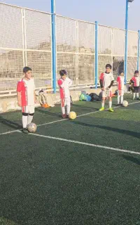 کلاس خصوصی فوتبال ( دختر و پسر)