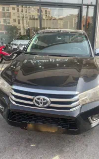 هایلوکس فول عمان